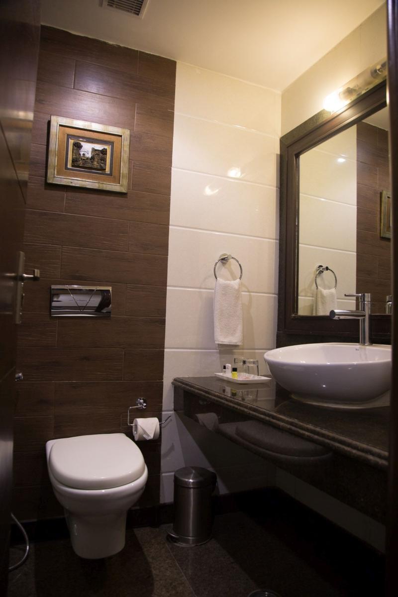 Bluemont Beacon Hotel New Delhi Gurgaon Exterior foto