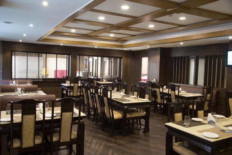 Bluemont Beacon Hotel New Delhi Gurgaon Exterior foto
