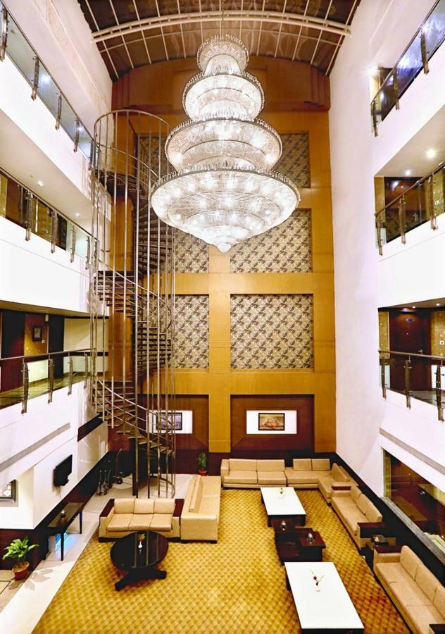 Bluemont Beacon Hotel New Delhi Gurgaon Exterior foto